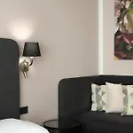 & ホテル 3*
