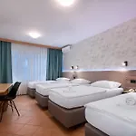 &