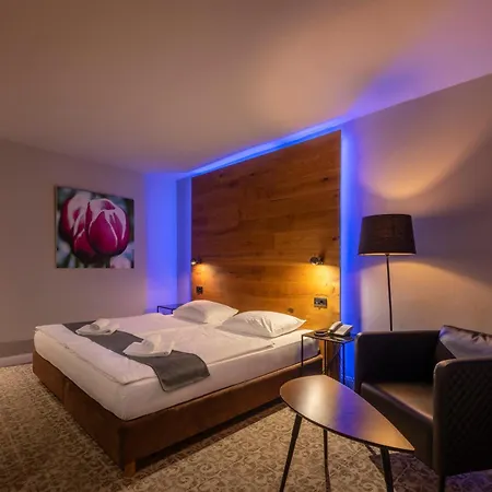 & Szálloda Ljubljana