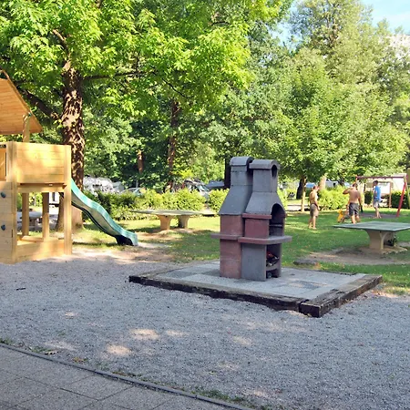 Hotel&camping