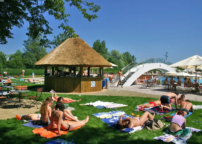 & 3* リュブリャナ