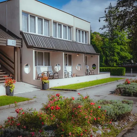 Hotel Hotel&camping 3*