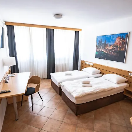 Hotel&camping