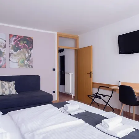 Hotel&camping Hotel