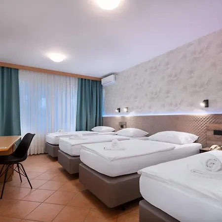 Hotel&camping